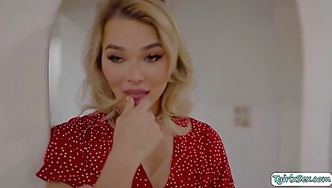 Anal blonde gets her asshole rimmed after deep throat