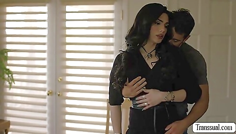 Trans babe gets fucked in her asshole in a hardcore scene