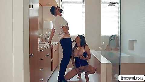 Brunette stepmom gets a nice handjob and anal fuck