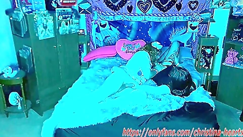 I am getting a double penetration with my boyfriend in a cosplay