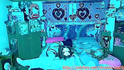 Red-haired brunette fucks a dude and gets creampied